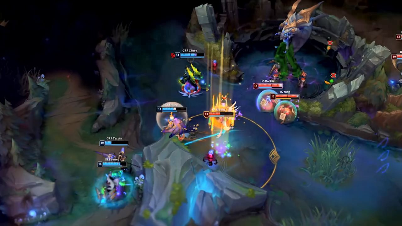 电竞选手Uzi与主播奥咪咪恋情曝光，电竞圈佳话引热议，职业选手私人生活受关注